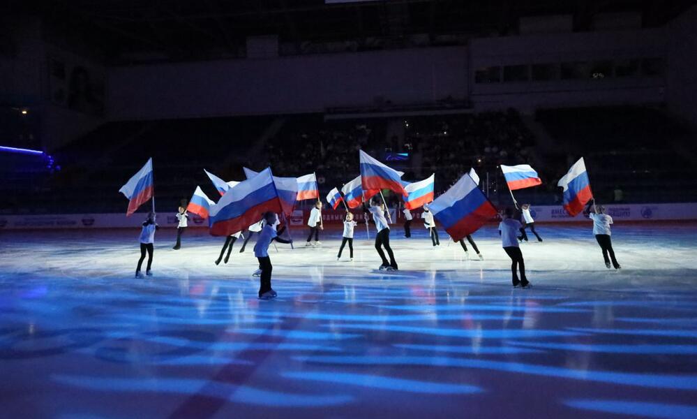 Благотворительный турнир по хоккею с шайбой ко Дню России